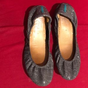 TIEKS Size 8 SLATE GREY CROC